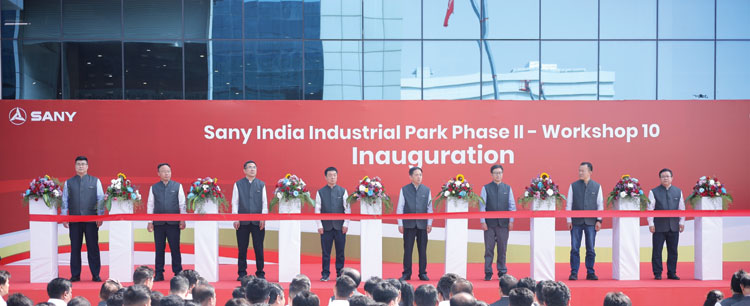SANY-India’s-senior-team-mark-the-factory
